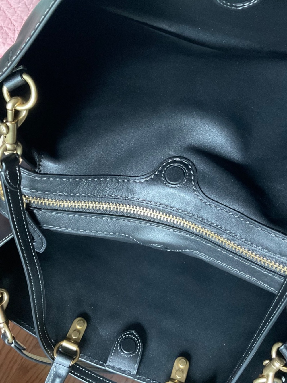 Coach Rogue 40 Black - Picture 6 of 8